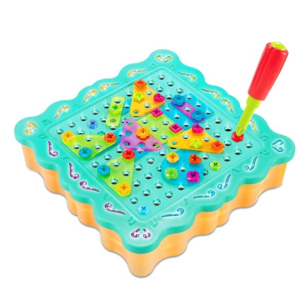 Болтова мозаїка з підсвічуванням