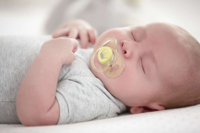 Пустушка для новонароджених Philips Avent Mini, 2 шт. (SCF151/02)