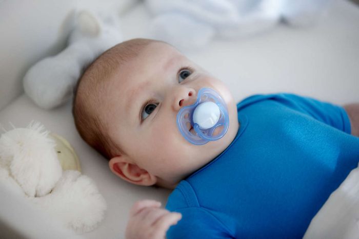 Пустушка для хлопчика Philips Avent Freeflow, блакитна, 2 шт. (SCF178/23)