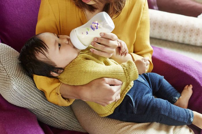 Пляшечка для годування Philips Avent Natural, бегемотик, 260 мл (SCF627/22)